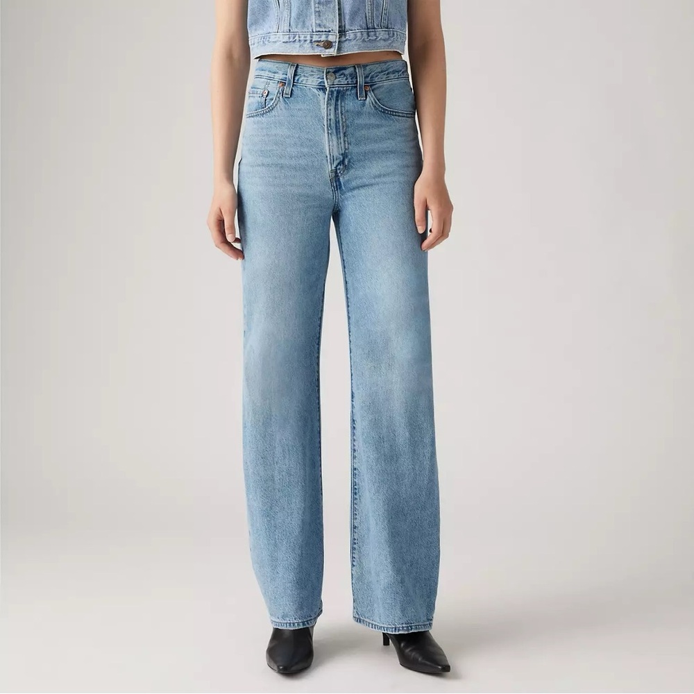 Levi's Ribcage Wide Leg Jeans